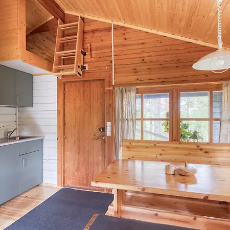 Holiday home Pinetree Blue Pyharanta